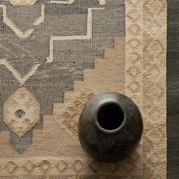 Diamond Carpets India, Ručne viazaný kusový koberec Heriz Wood DE 2005 Grey Mix, 300x400, béžová, chodba / predsieň