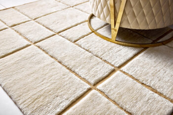 Diamond Carpets India, Ručne viazaný kusový koberec Radiant Mohair DESP P41 Mohair White, 80x150, biela, obývacia izba