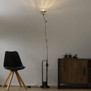 Dizajnová stojacia lampa FLOS Toio Gx16d-LED čierna