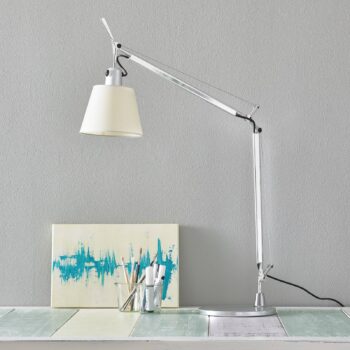 Dizajnová stolná lampa Artemide Tolomeo Basculante