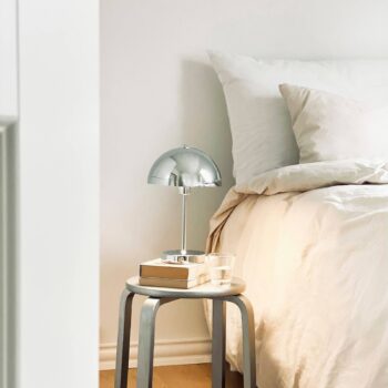 Dyberg Larsen Akumulátorová stolová LED lampa Stockholm, chróm