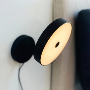 Dyberg Larsen LED nástenné svetlo Starlight, čierne, Ø 14 cm