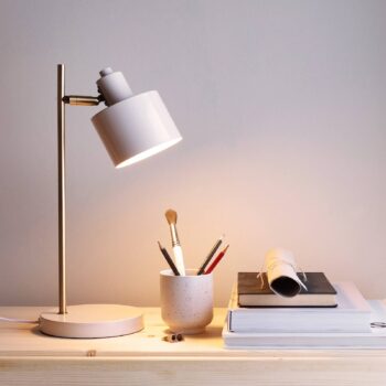 Dyberg Larsen Ocean stolová lampa, béžová, výška 43 cm, kov