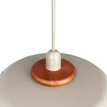 Dyberg Larsen Planet závesná lampa, mliečna biela, Ø 40 cm, kov