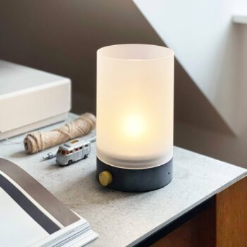 Dyberg Larsen Stolová LED lampa Cozy, výška 20,5 cm, betón
