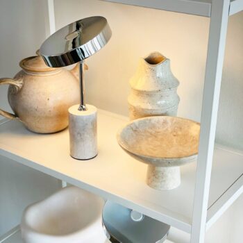 Dyberg Larsen Stolová LED lampa Starlight, chróm/sivá