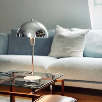Dyberg Larsen Stolová lampa Stockholm, výška 41 cm kov/mramor