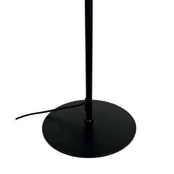Dyberg Larsen stojaca lampa Calix, čierna/prírodná farba, 150 cm