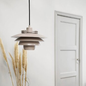 Dyberg Larsen závesná lampa Ejka mini, béžová, Ø 30 cm, kov