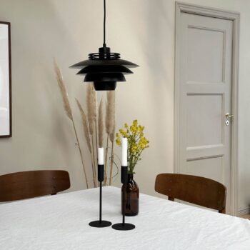 Dyberg Larsen závesná lampa Ejka mini, čierna, Ø 30 cm, kov