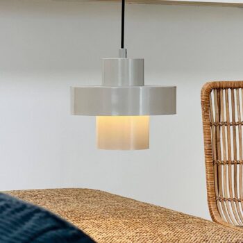 Dyberg Larsen závesná lampa Stoke, sivá, Ø 20 cm, kov