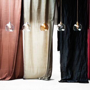 EBB & FLOW Rowan závesná lampa ružová zlato Ø 22cm