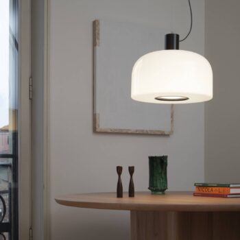 FLOS Bellhop Glass S2 závesné svietidlo, čokoládovo hnedá farba, Ø 45 cm