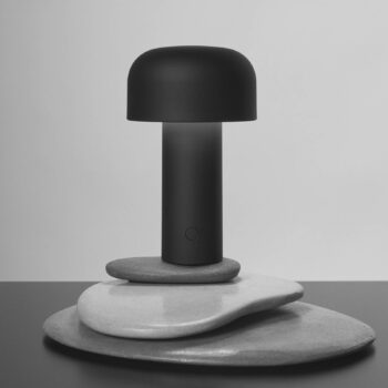 FLOS Bellhop stolová LED lampa, čierna