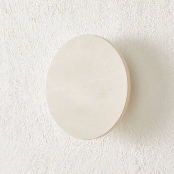 FLOS Camouflage 240 – vonkajšie LED svetlo kameň