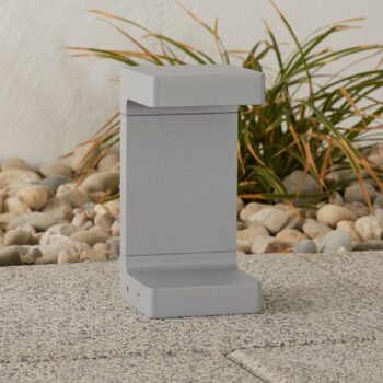 FLOS Casting C 100 soklové svietidlo 20 cm, sivé