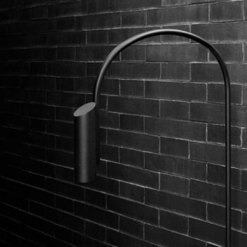 FLOS Caule Floor 4 vonkajšia lampa 2 700 K čierna