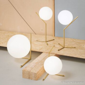 FLOS IC T1 Nízka dizajnová stolová lampa mosadznej farby