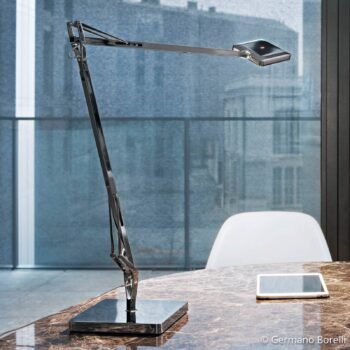 FLOS Kelvin Edge LED lampa na písací stôl antracit
