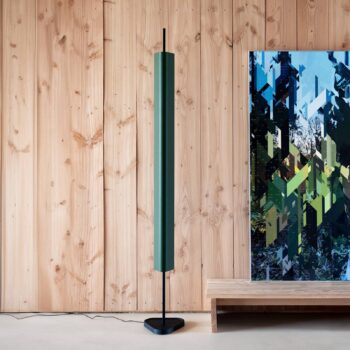 FLOS LED stojacia lampa Emi, tmavozelená, stmievateľná, výška 170 cm