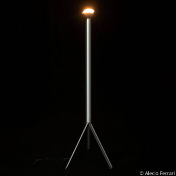 FLOS Luminator stojacia lampa, biela, výška 189 cm, kov