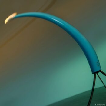 FLOS Luminator stojacia lampa, svetlomodrá, výška 189 cm, kov