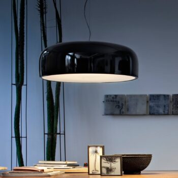 FLOS Smithfield S - Závesná lampa v lesklej čiernej farbe