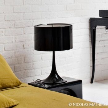 FLOS Spun Light T1 - čierna stolová lampa