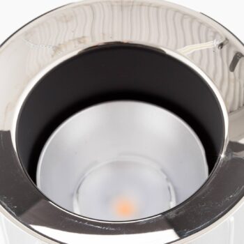 FLOS Taccia small – stolná LED lampa, hliník