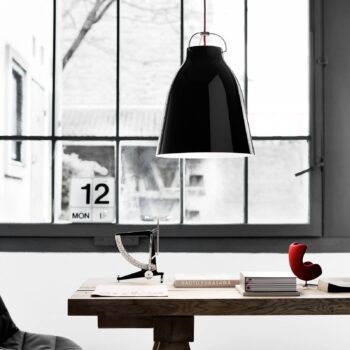 FRITZ HANSEN Caravaggio P3 lesklá čierna