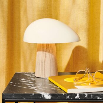 FRITZ HANSEN Night Owl stolová lampa dym/jaseň