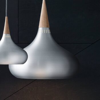 FRITZ HANSEN Orient P3 závesné svietidlo hliník/dub Ø 50 cm