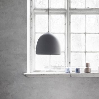 FRITZ HANSEN Suspence P2 závesná Ø 38,5 cm, sivá
