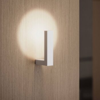 Fabbian LED nástenné svietidlo Lancetta, biele, kov, 3 000 K