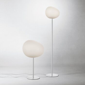 Foscarini Gregg grande alta stolová lampa, biela