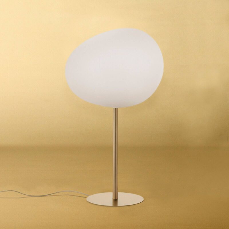 Foscarini Gregg grande alta stolová lampa, zlatá Foscarini Gregg grande alta stolová lampa, zlatá