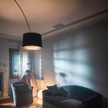 Foscarini Twiggy stojaca LED lampa, čierna