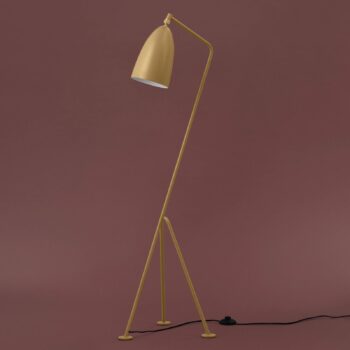 GUBI Gräshoppa trojnožka stojaca lampa oliv-zelená