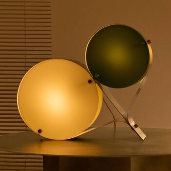 Gubi stolová lampa Coppia, slonová kosť/zelená, oceľ, výška 42 cm