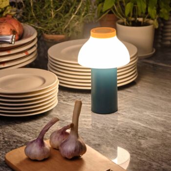 HAY PC Prenosná stolná LED lampa s dobíjacou batériou, zelená farba oceánu