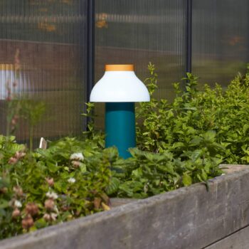 HAY PC Prenosná stolná LED lampa s dobíjacou batériou, zelená farba oceánu