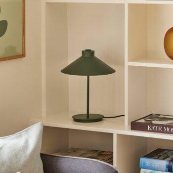HÜBSCH Stolná lampa Shape, tmavozelená, železo, E14