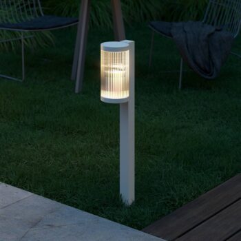 Hliníková vlnová lampa Coupar Garden, biela
