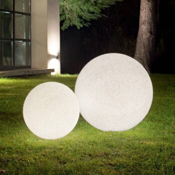Ideal Lux Doris zemné svetlo s hrotom, biele, plast, Ø 78 cm