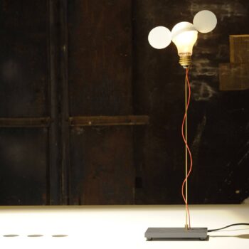 Ingo Maurer I Ricchi Poveri Stolná lampa Toto, biela