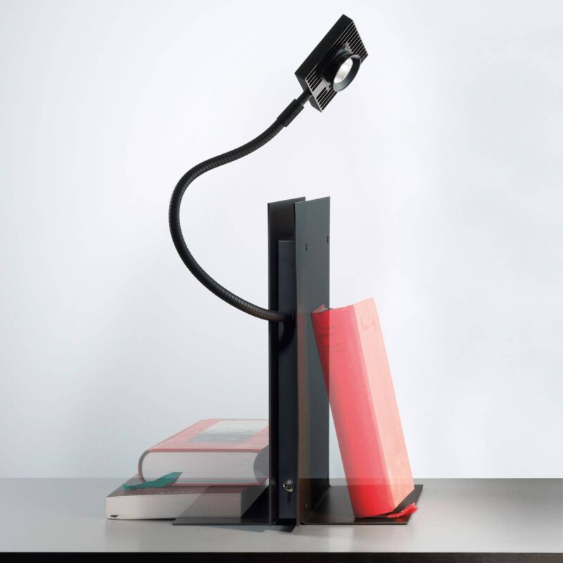 Ingo Maurer LED´s Oskar stolná lampa, čierna Ingo Maurer LED´s Oskar stolná lampa, čierna