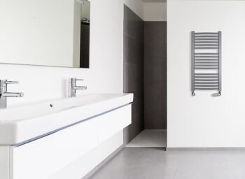 Instalprojekt - Kúpeľňový radiátor Retta - Pripojenie radiátora - Spodná pripojenie, Radiátory - Farebné prevedenie HL - Biela, Rozmer radiátora HL - 540 × 1436 mm, výkon 678 W RADRET501435
