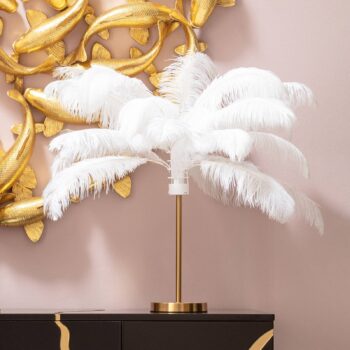 KARE Feather Palm stolová lampa s perím, biela