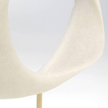 KARE Soft Shape dekoratívny predmet, široký tvar, biely, liaty kameň