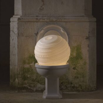 Karman Braille – sklenená stolná lampa, 40 cm
